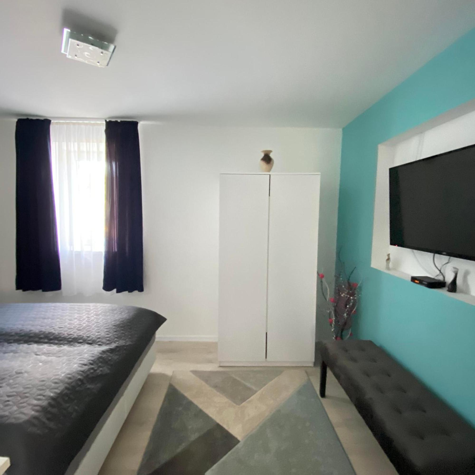 Perla Vendeghaz Igal Appartement Buitenkant foto