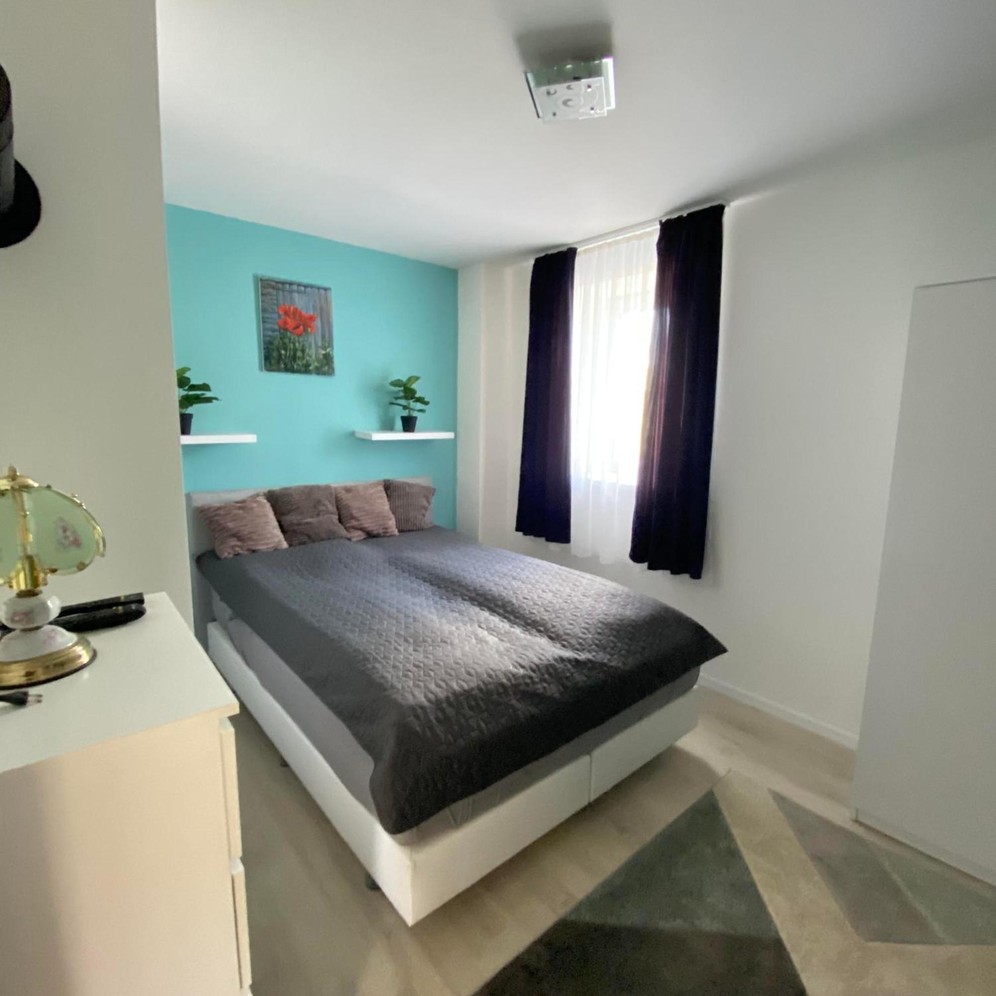 Perla Vendeghaz Igal Appartement Buitenkant foto