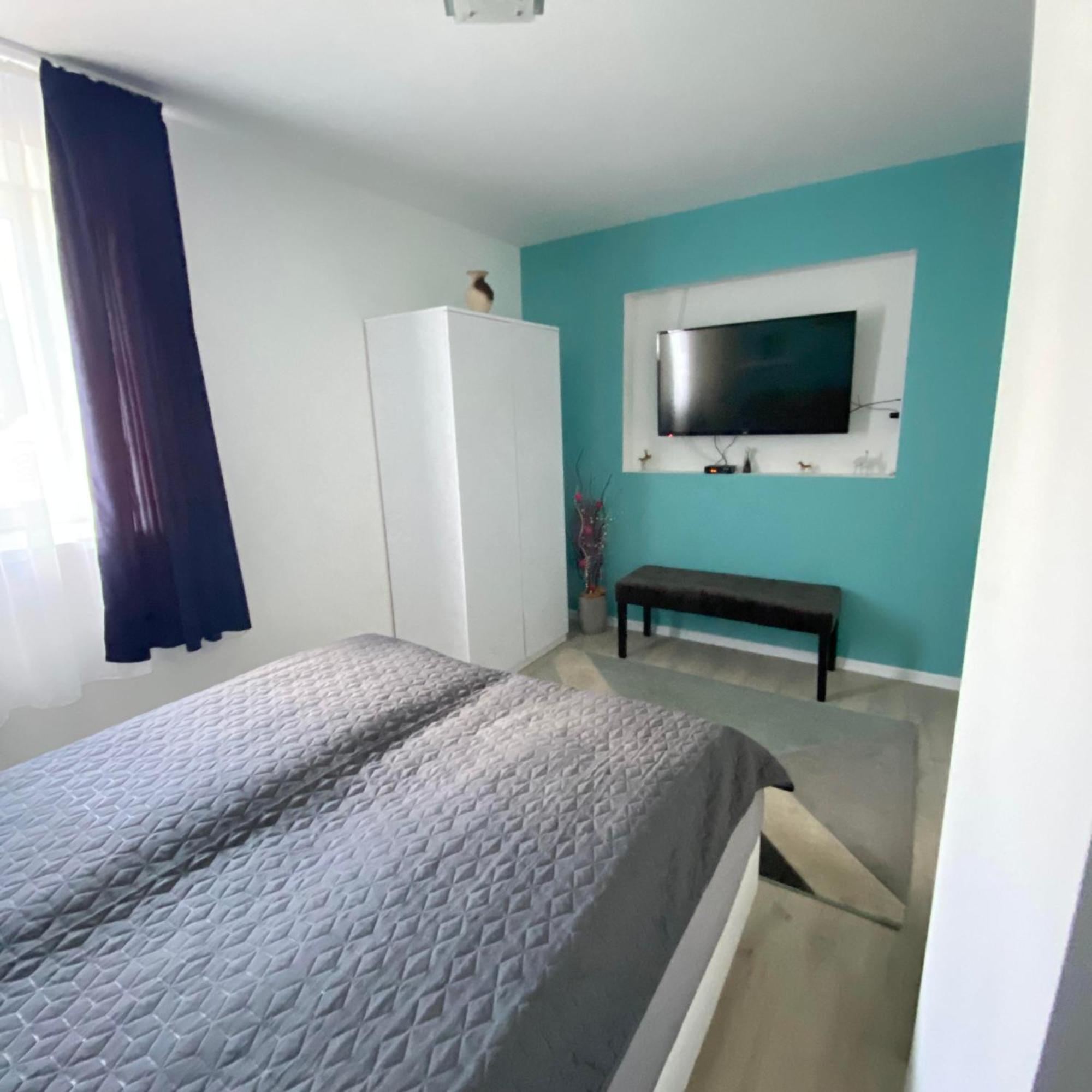Perla Vendeghaz Igal Appartement Buitenkant foto